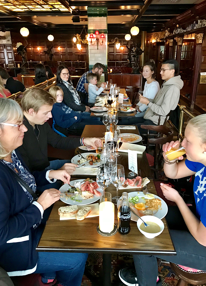 Brunch på Hotel Elite Academia i Uppsala